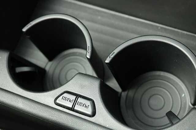 Hyundai KONA 48.4kWh Advance Auto 5dr