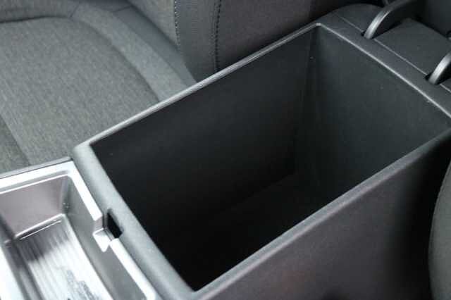 Hyundai KONA 64kWh Premium Auto 5dr (7kW Charger)