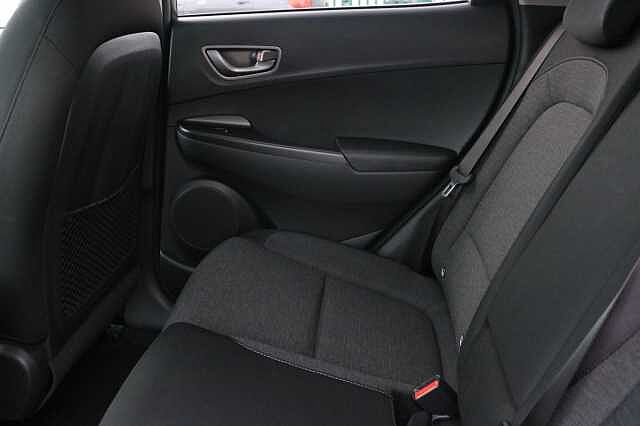 Hyundai KONA 64kWh Premium Auto 5dr (7kW Charger)