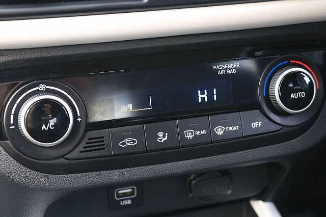 Hyundai i10 1.2 Premium Euro 6 (s/s) 5dr