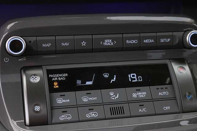 Hyundai INSTER Long Range 49kWh Cross Auto 5dr