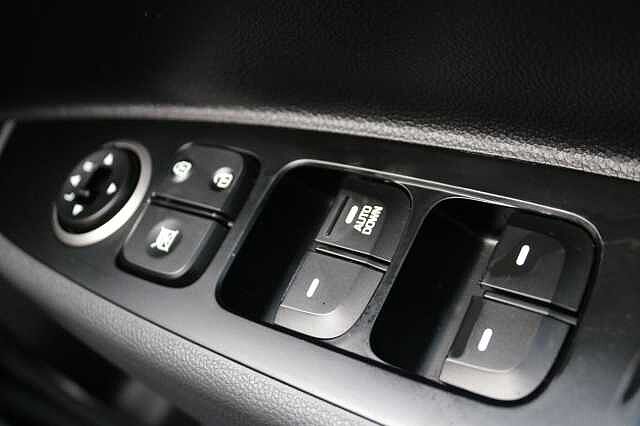 Hyundai i10 1.0 SE Euro 6 5dr