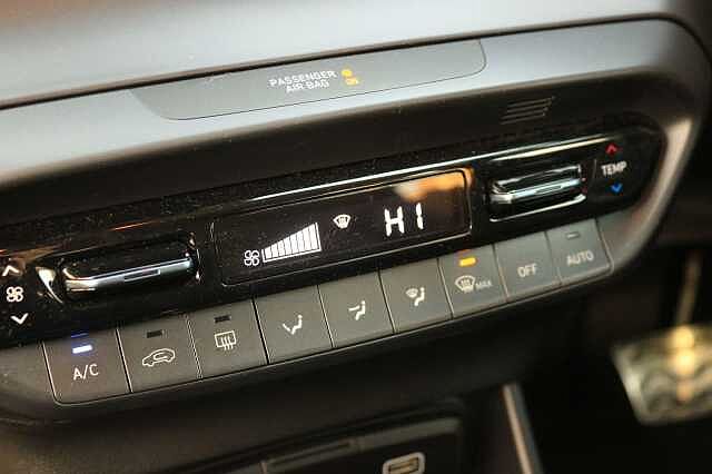 Hyundai BAYON 1.0 T-GDi Premium DCT Euro 6 (s/s) 5dr