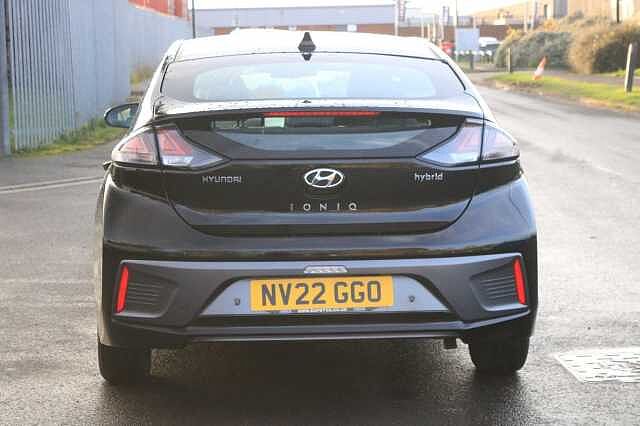 Hyundai IONIQ 1.6 h-GDi Premium DCT Euro 6 (s/s) 5dr