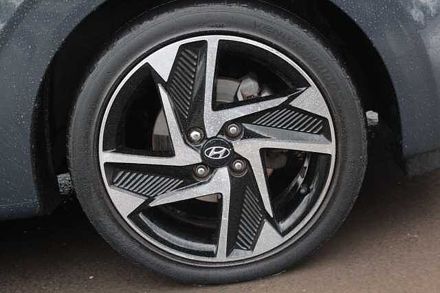 Hyundai i10 1.2 MPi Premium 5dr