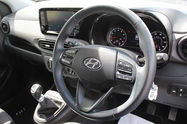 Hyundai i10 1.2 MPi SE Connect 5dr