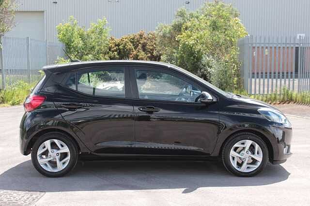 Hyundai i10 1.2 MPi SE Connect 5dr