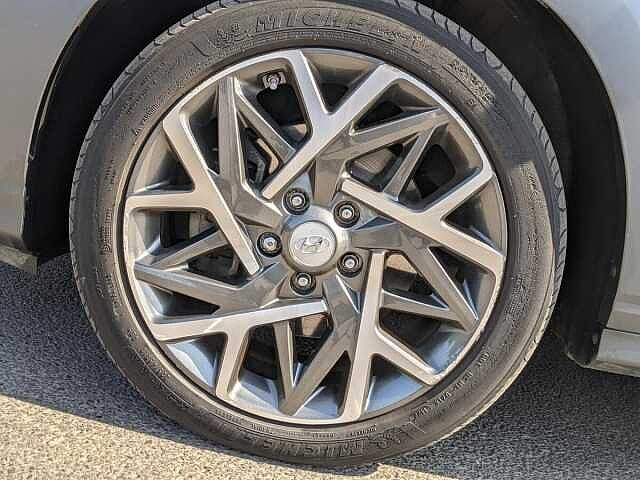 Hyundai KONA 1.6 GDi Hybrid Ultimate 5dr DCT