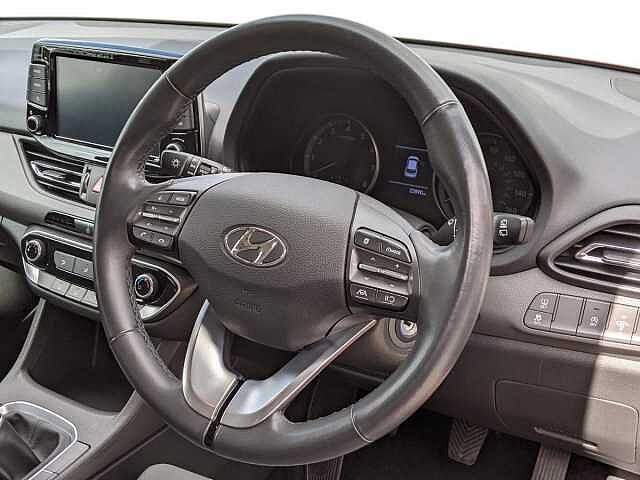 Hyundai i30 1.0T GDi SE Connect 5dr