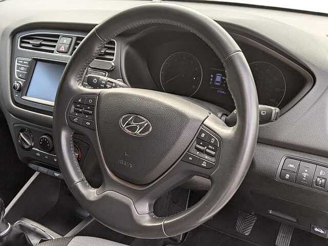 Hyundai i20 1.0 T-GDi Play 5dr